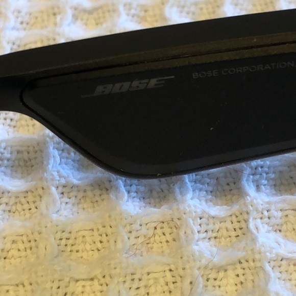 Bose Bluetooth sunglasses - Picture 4 of 8